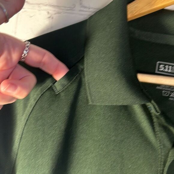 511 Tactical Mens Performance Short Sleeve Shirt Green size L Large Snag Free - Picture 3 of 8